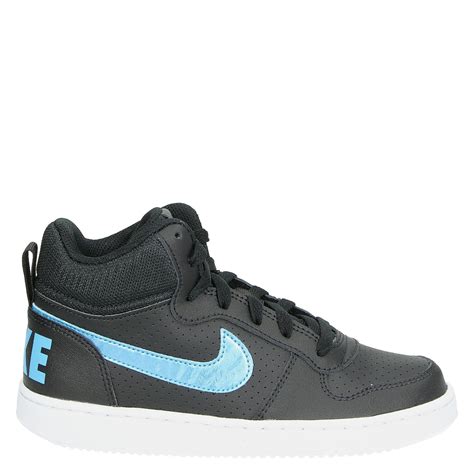 hoge nike schoenen kind